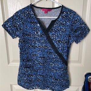 BEYOND SCRUBS Nursing Scrub Top